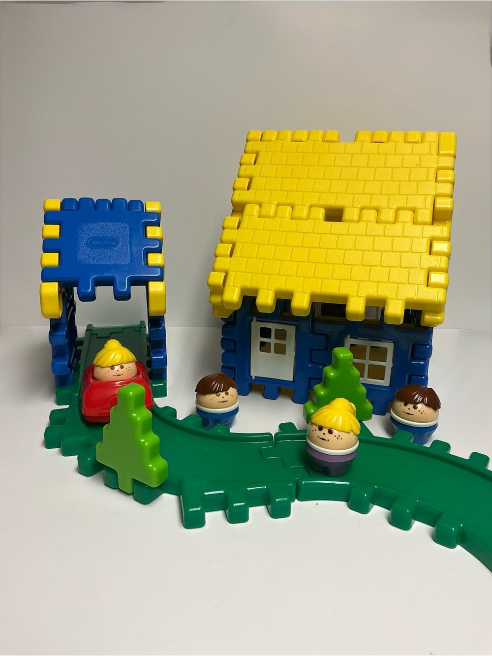 Vintage Little Tikes Wee Waffle Build-a-House Set with Original Box - READ INFO